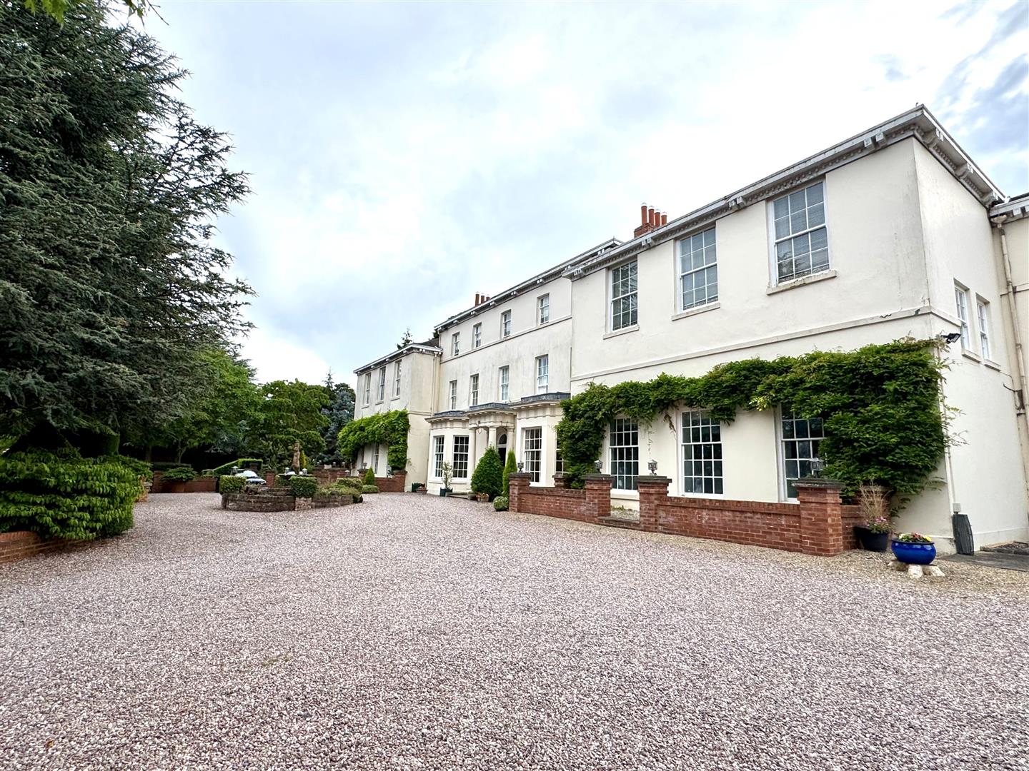 Swanland Hall, Tranby Lane, Swanland