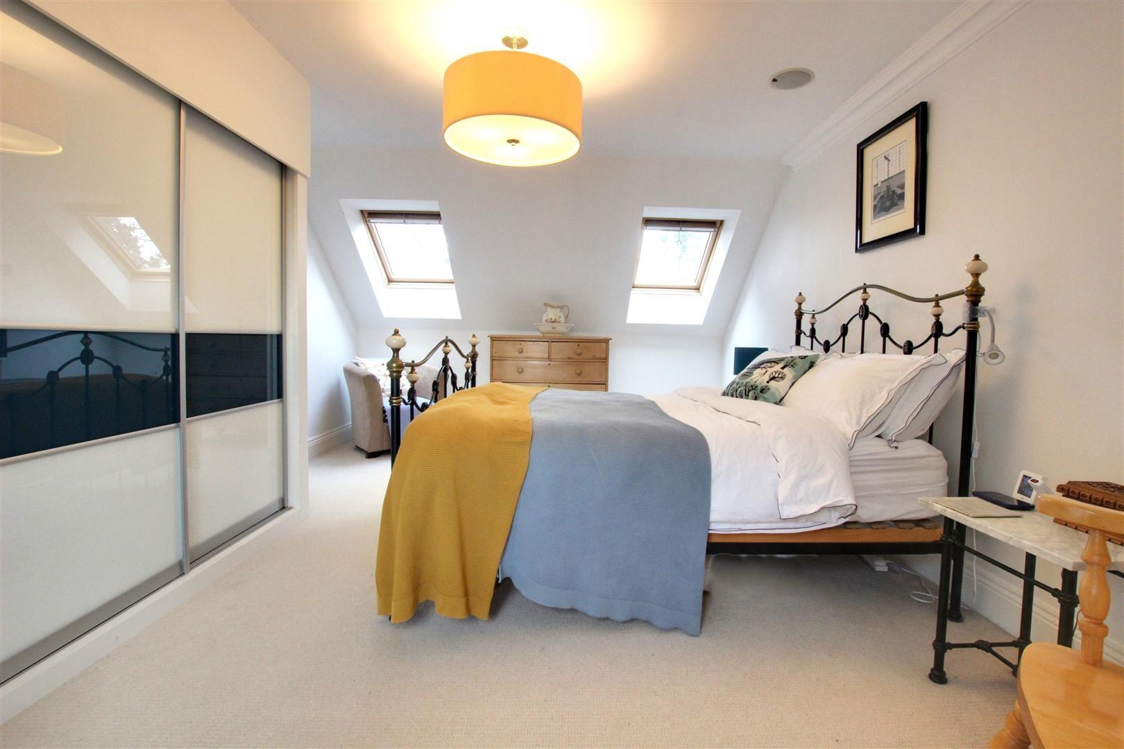 St. Marys Walk, Swanland