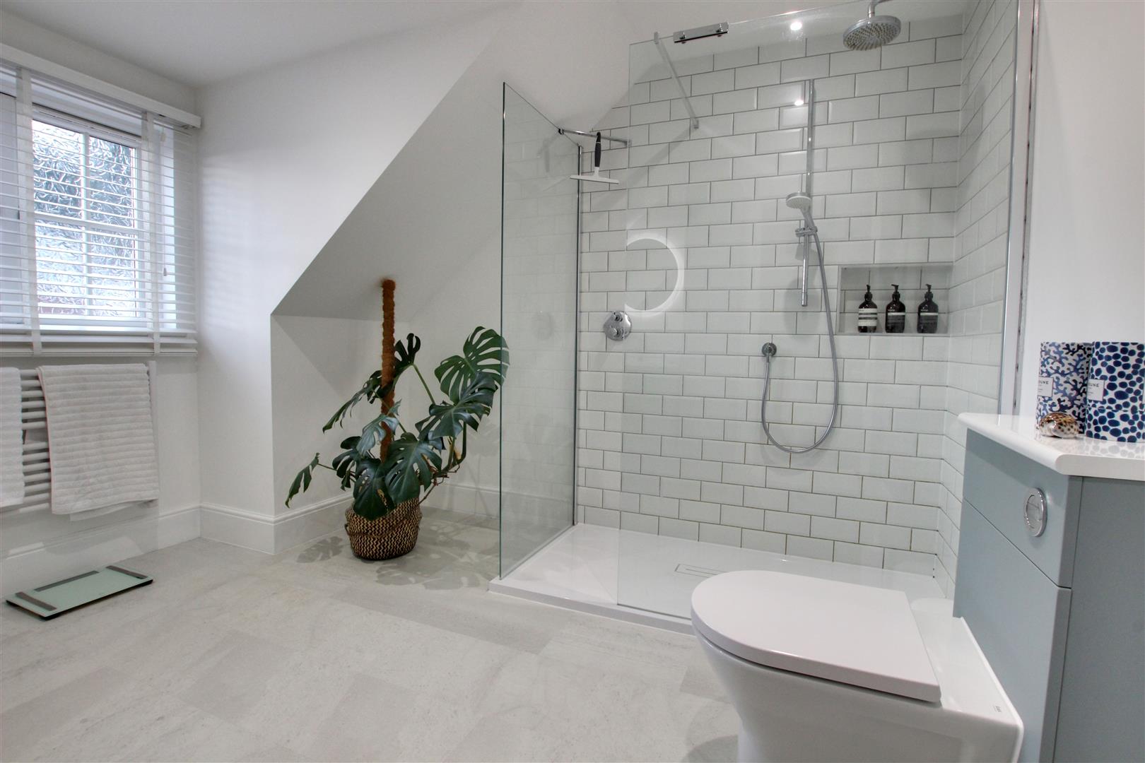 St. Marys Walk, Swanland