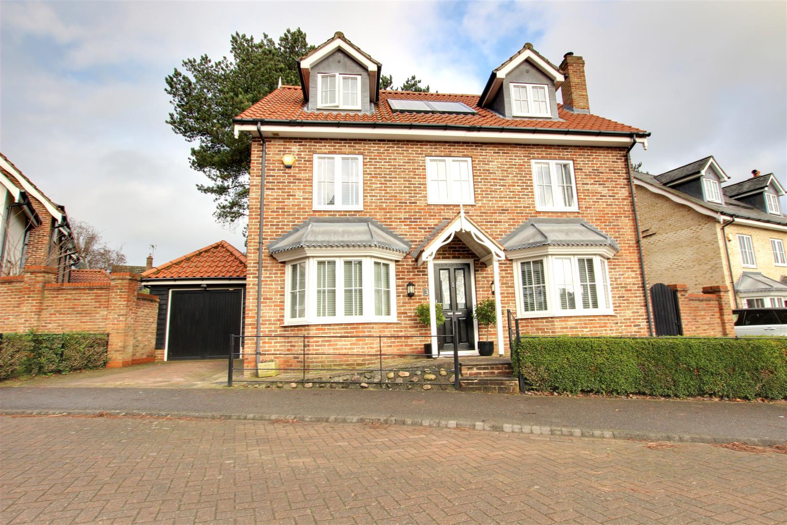 St. Marys Walk, Swanland