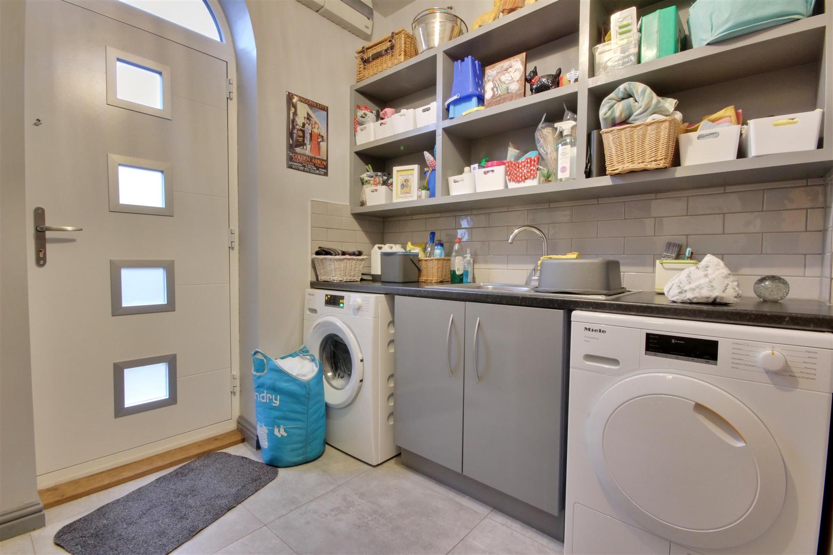 Waterside Road, Beverley