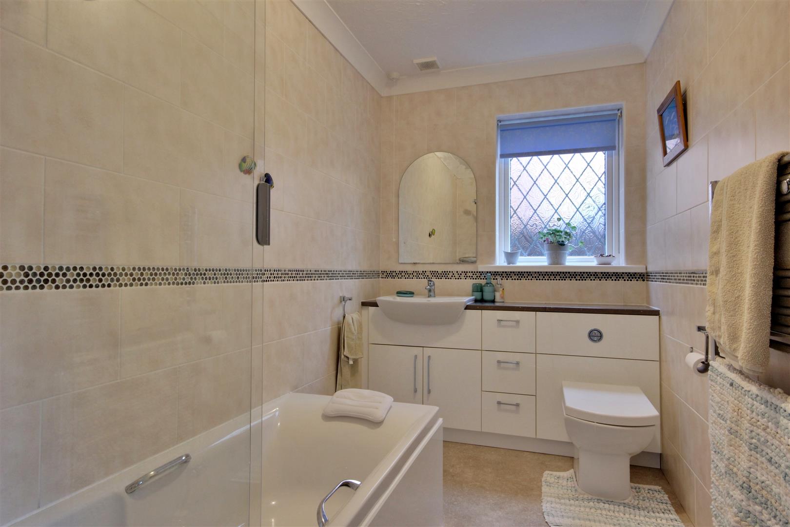 Grove Close, Beverley