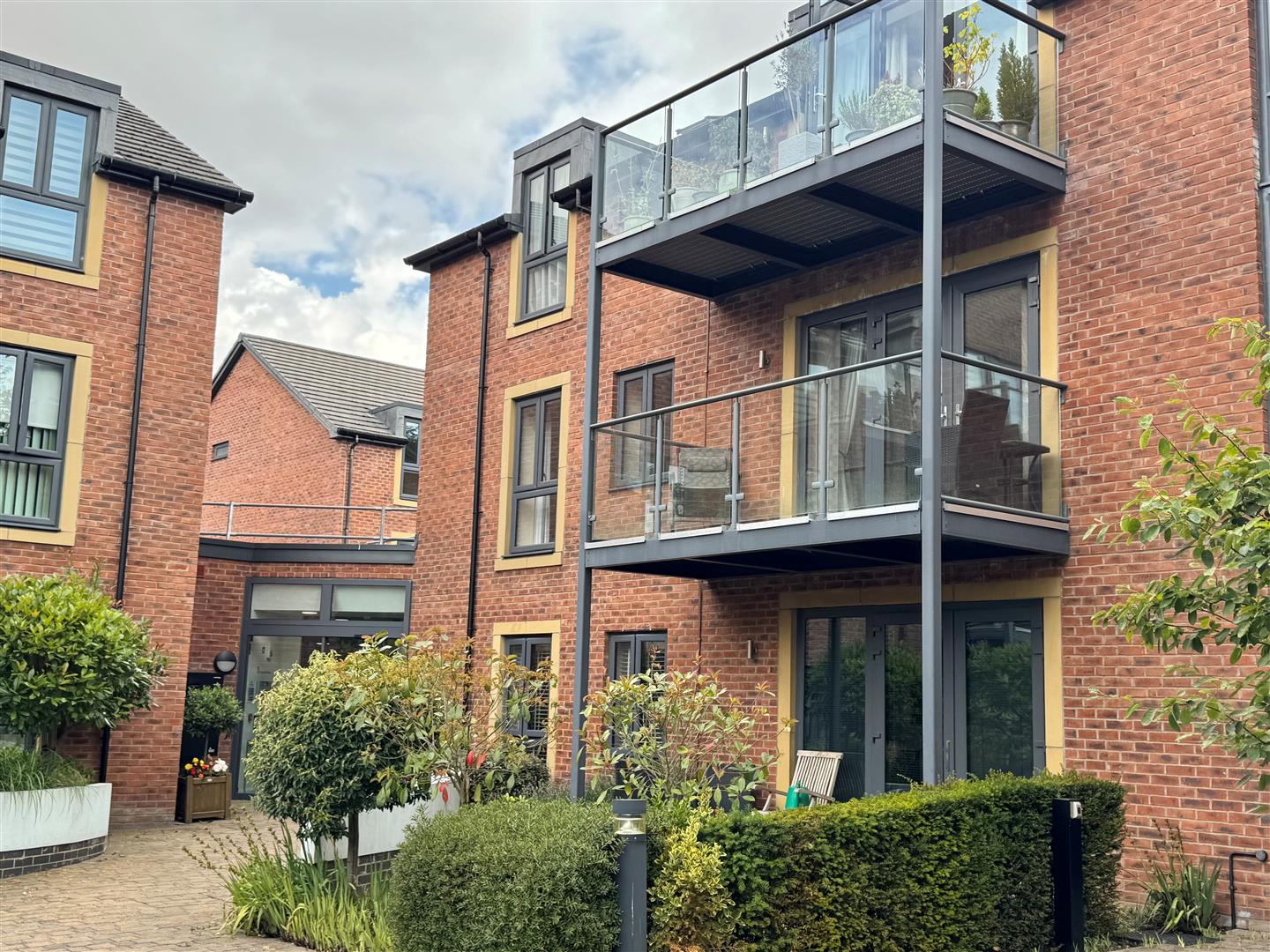 Stapleton Court, Waller Grove, Swanland
