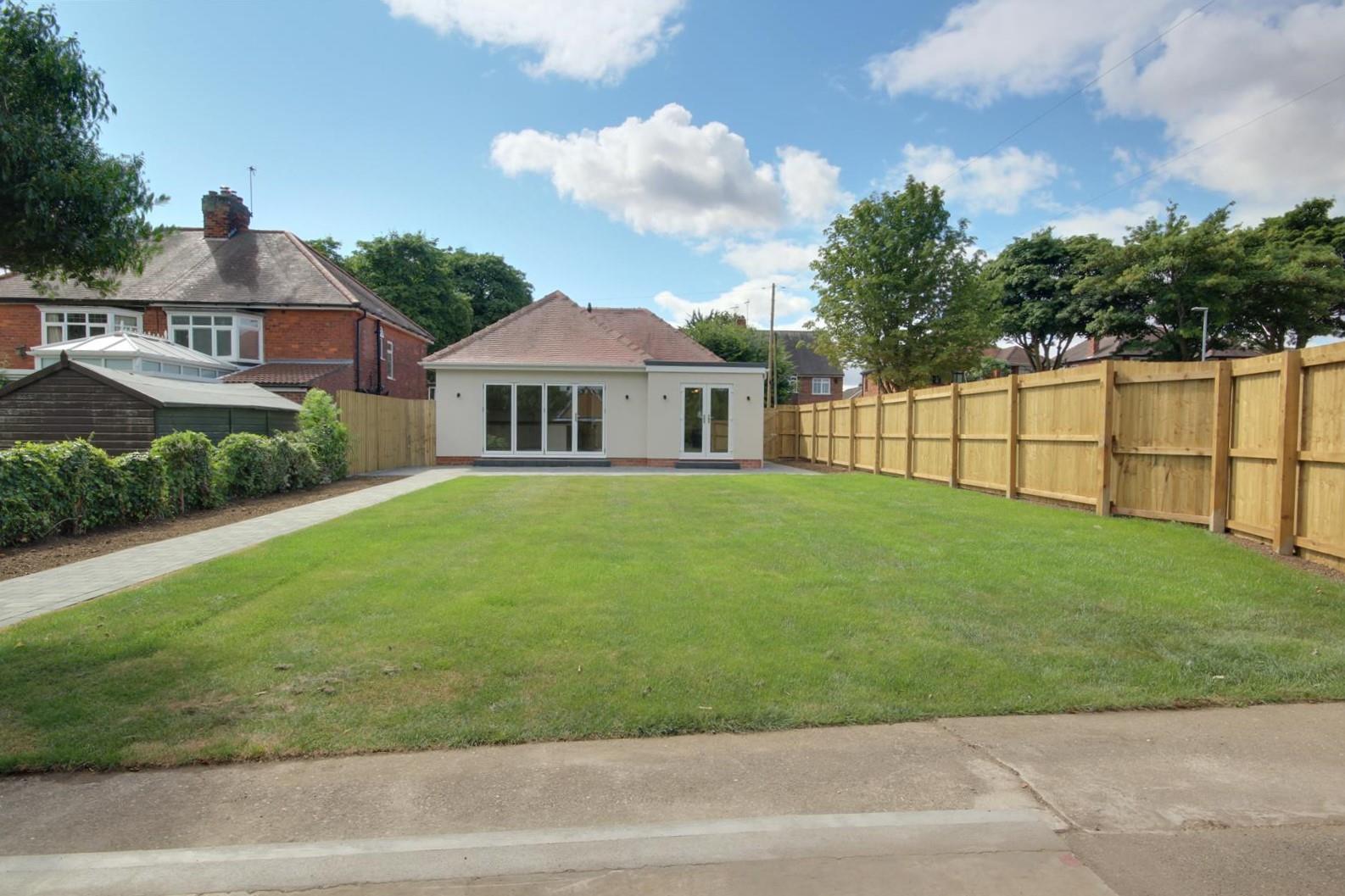 Tranby Avenue, Hessle