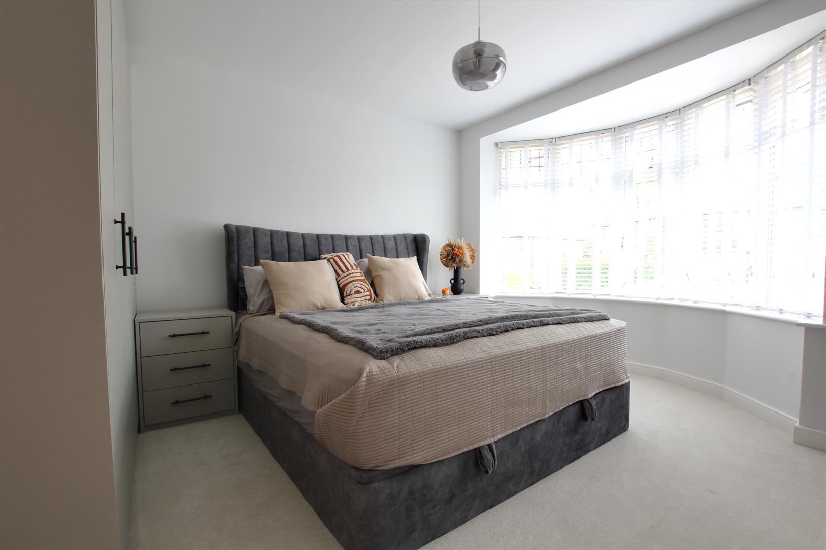 Tranby Avenue, Hessle