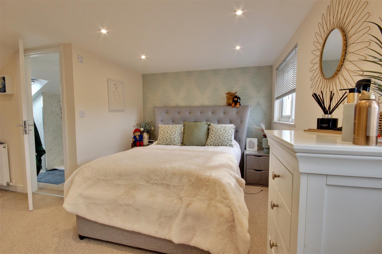 Mill View Road, Beverley