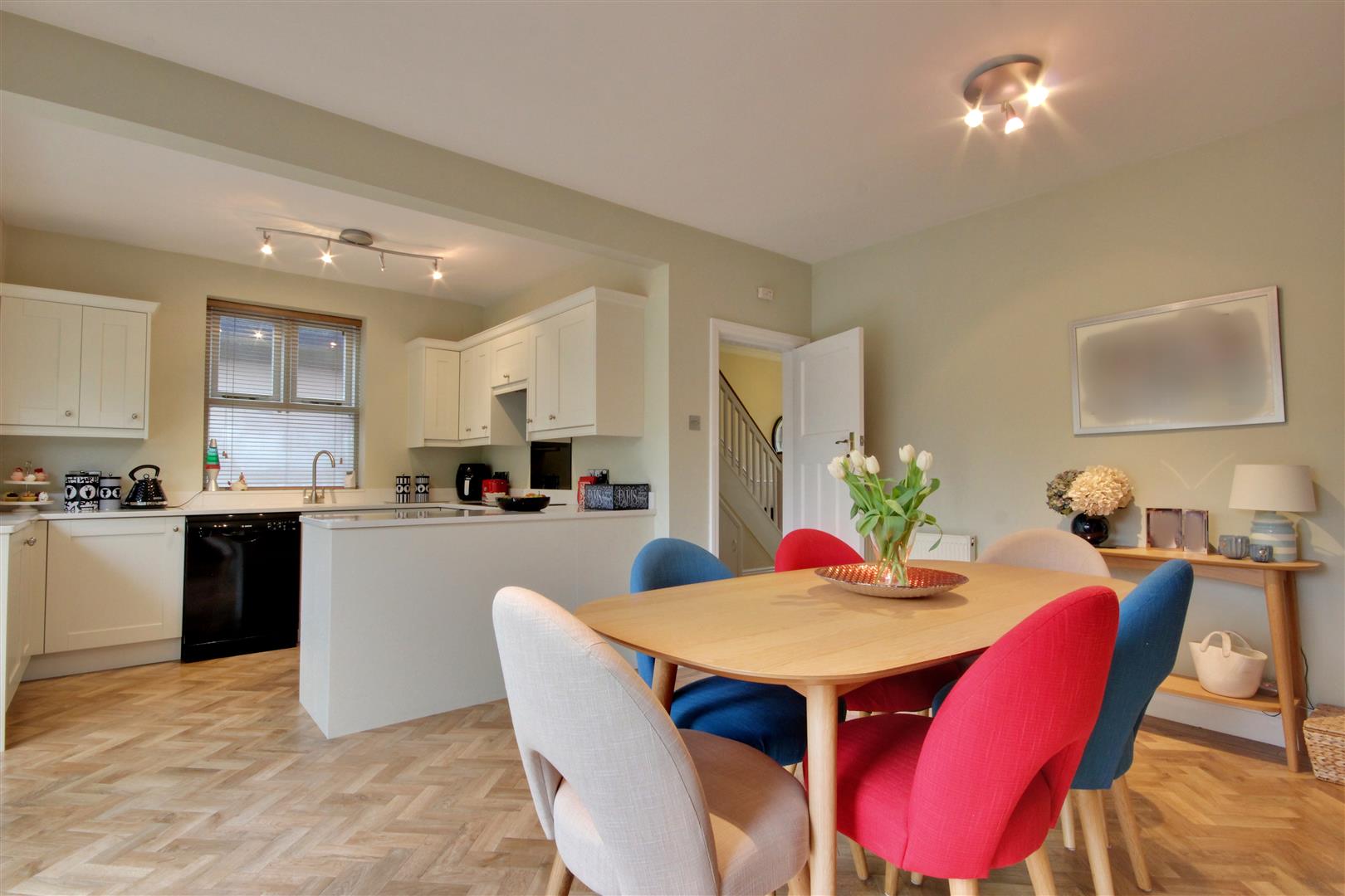 Central Avenue, Beverley