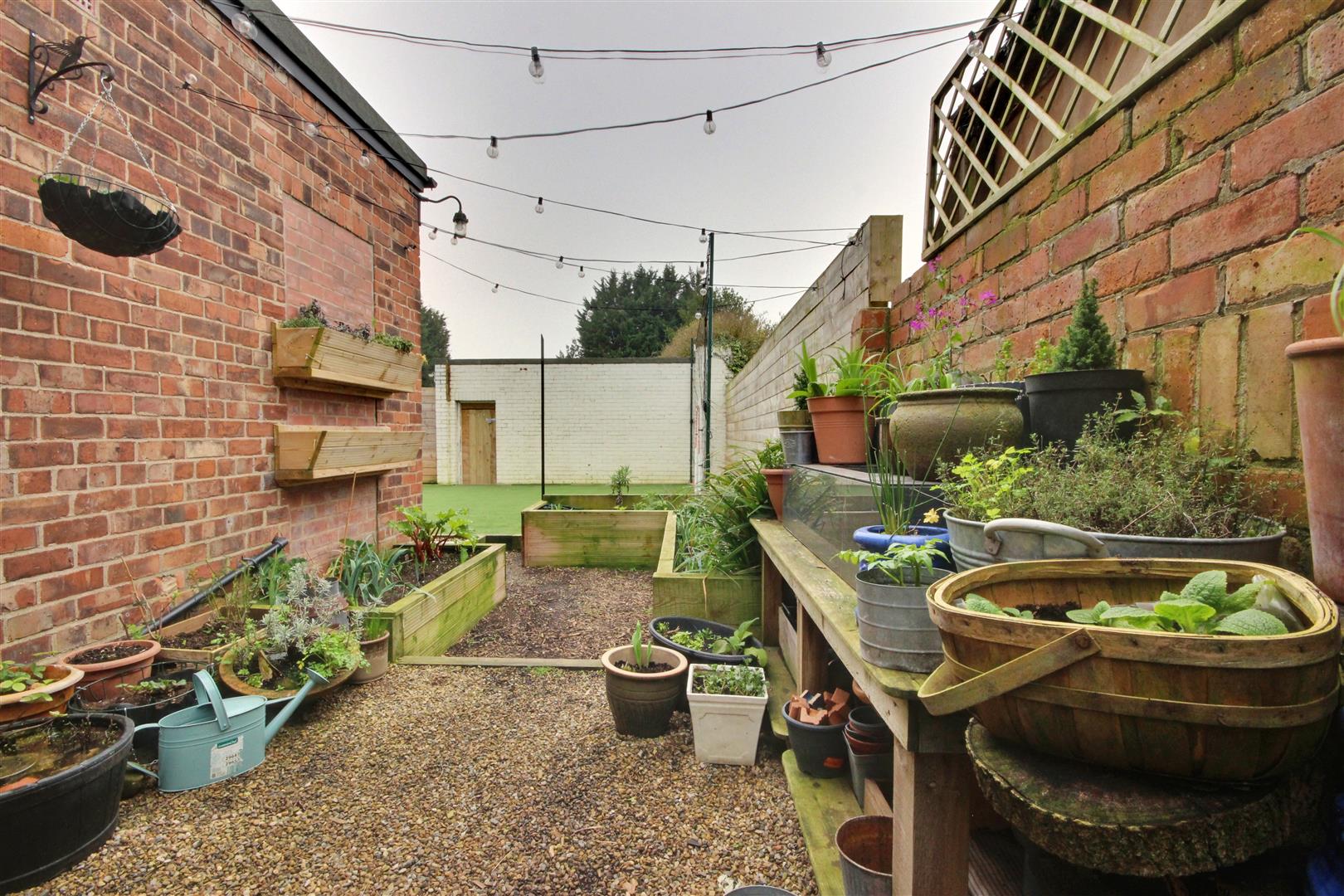 Main Street, Leconfield, Beverley