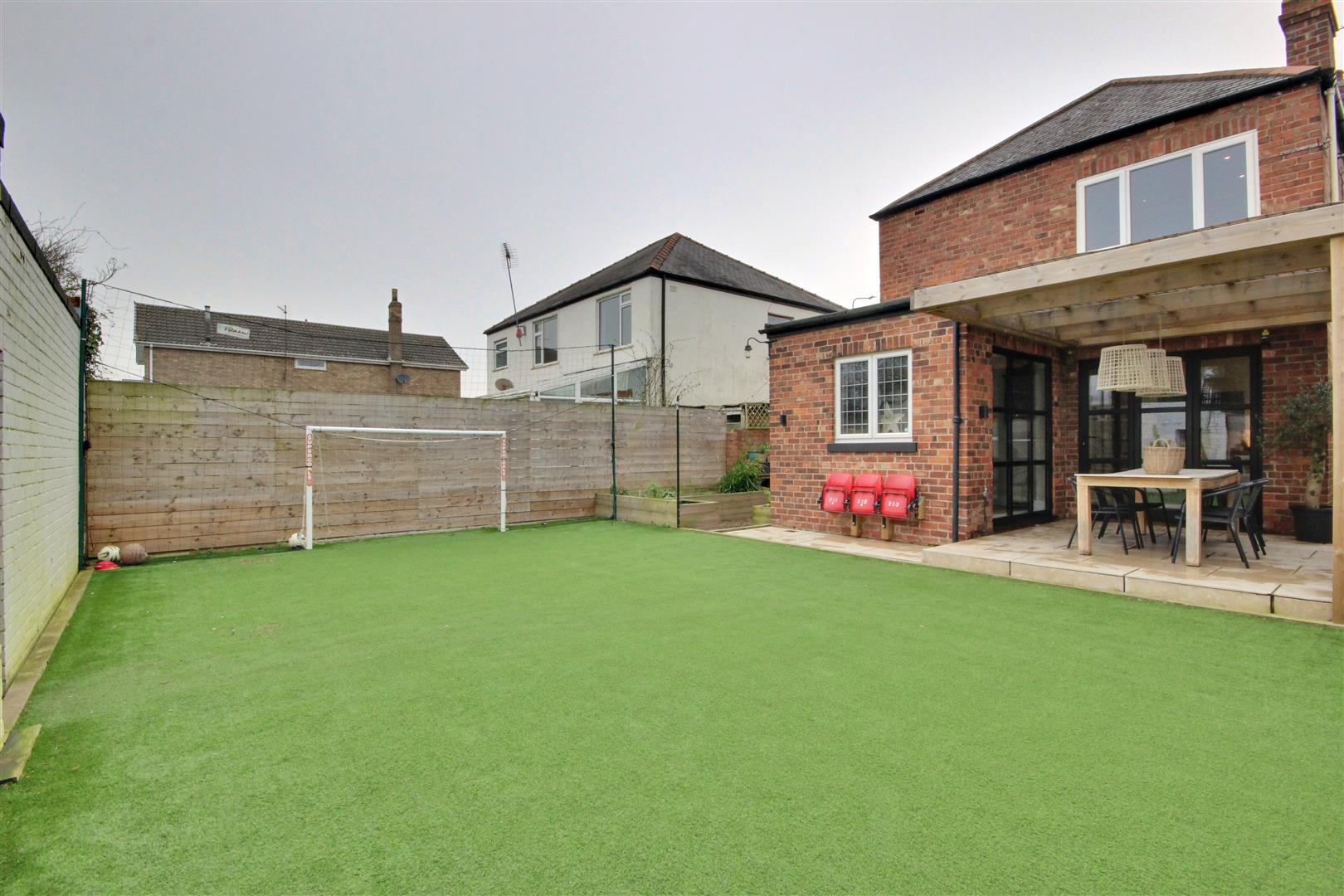Main Street, Leconfield, Beverley