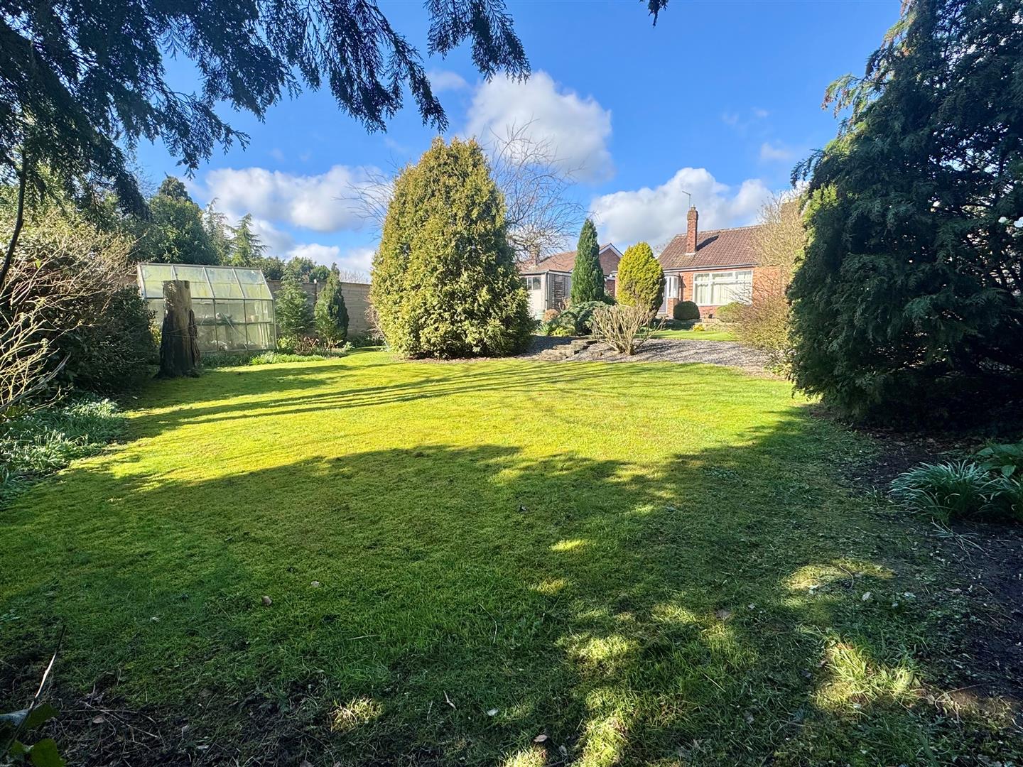 Queensbury Way, Swanland