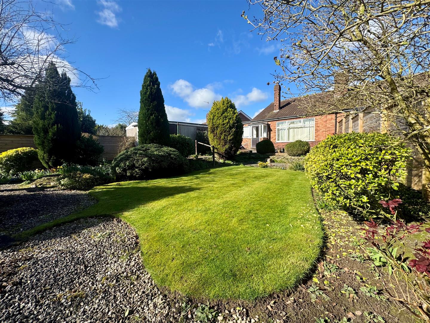 Queensbury Way, Swanland