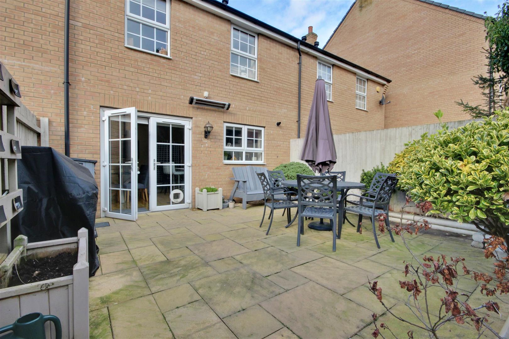 Harrison Mews, Beverley