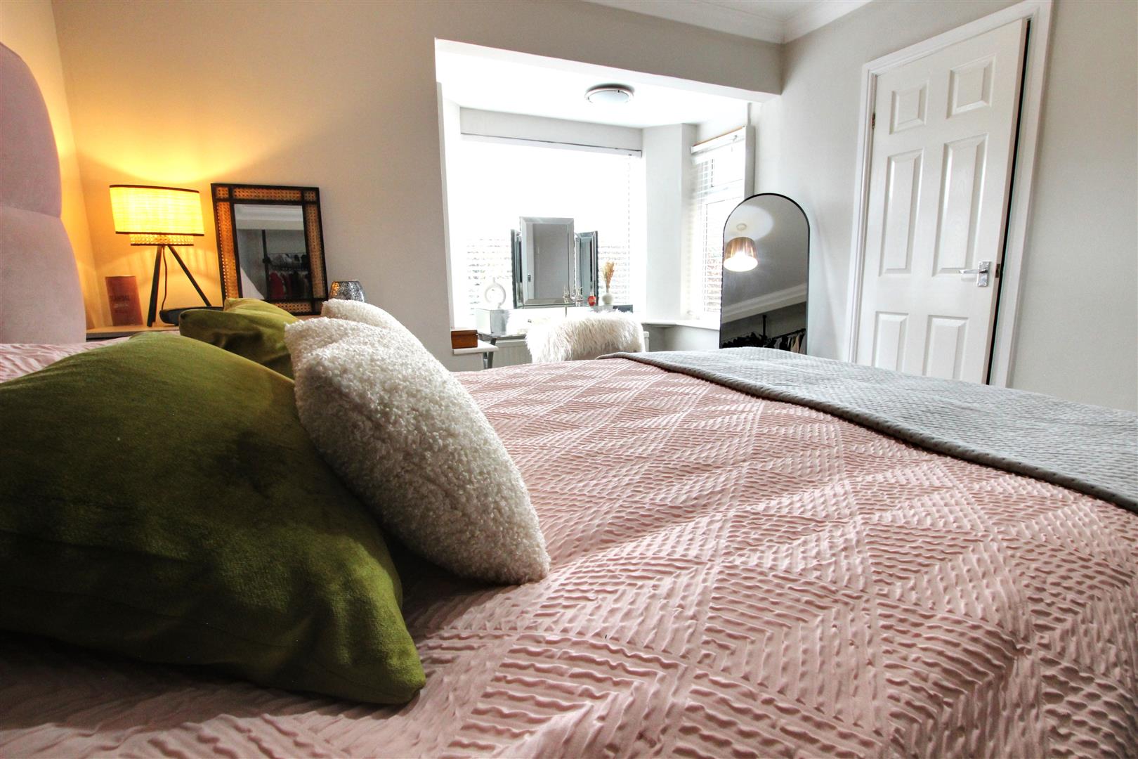 Queensbury Way, Swanland