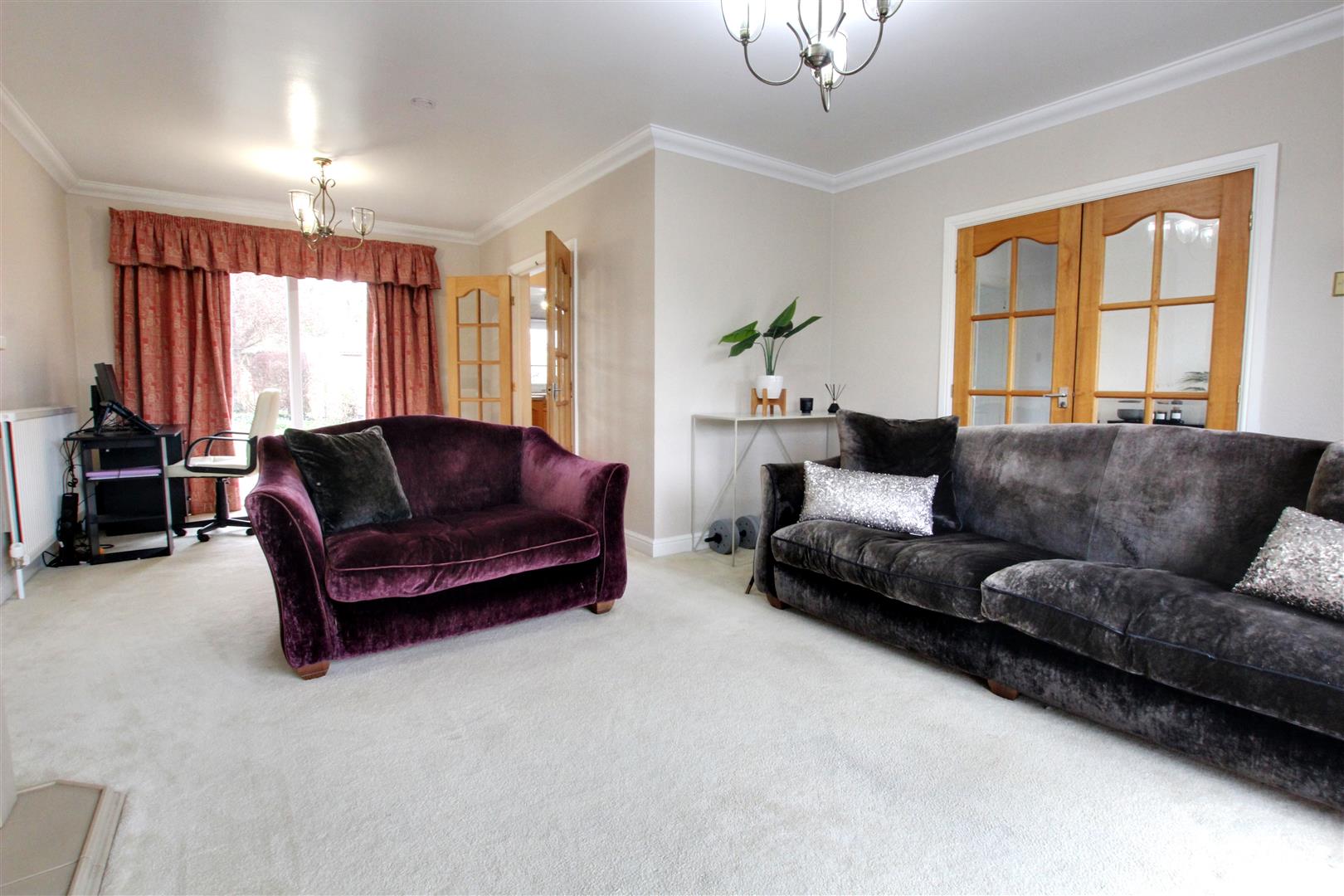 Queensbury Way, Swanland