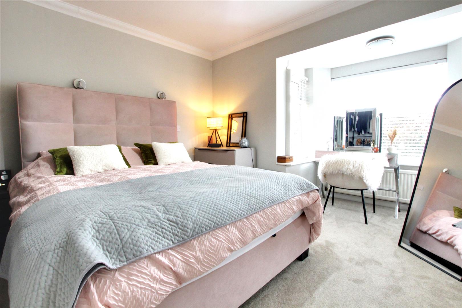 Queensbury Way, Swanland