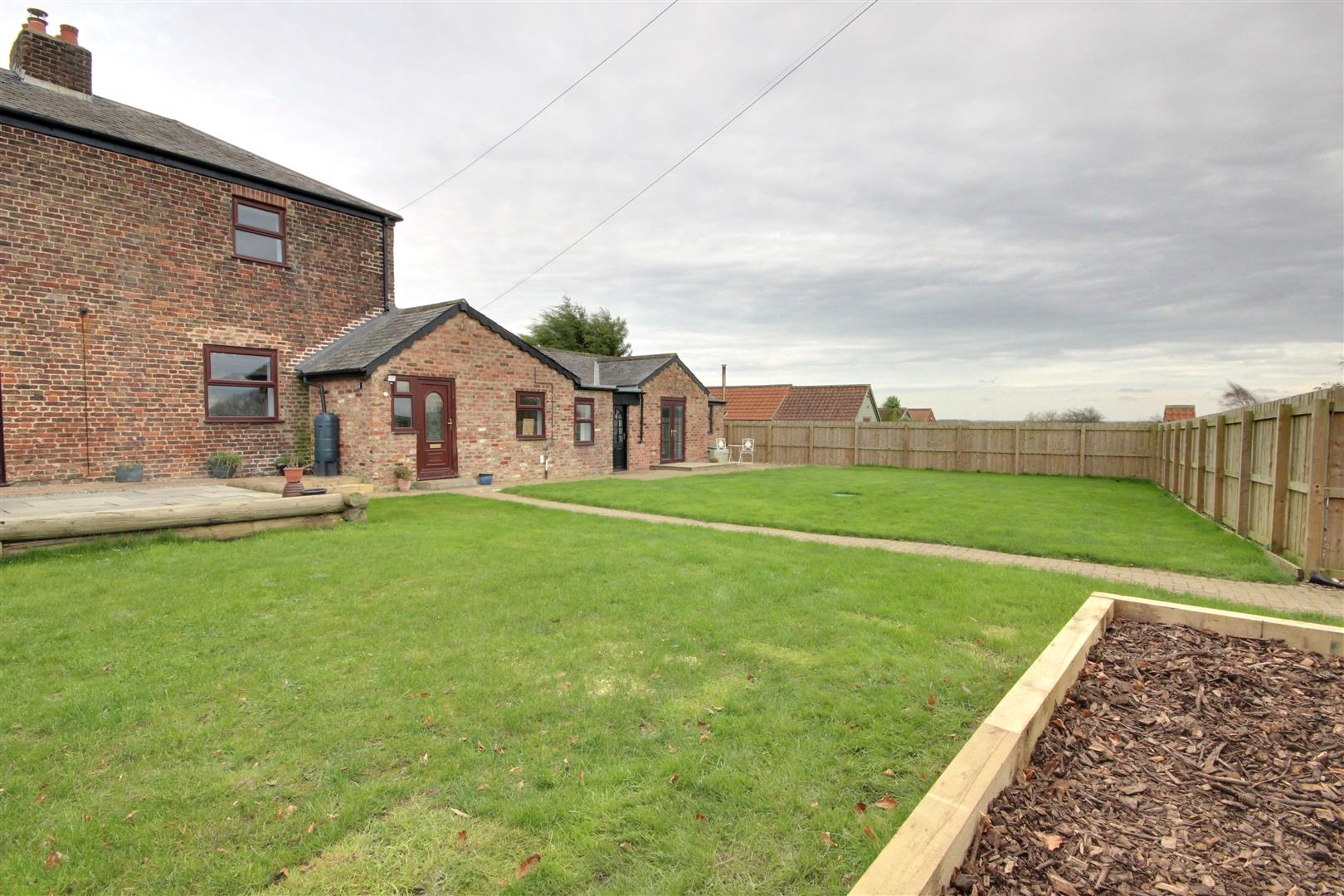 Beverley Road, Hutton Cranswick