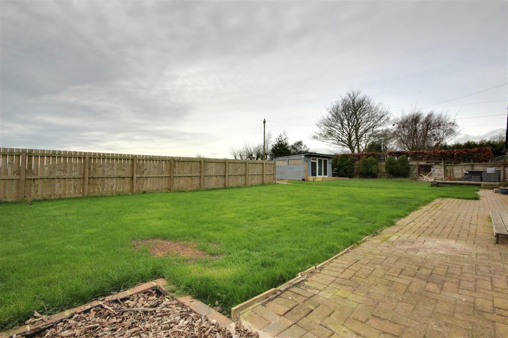 Beverley Road, Hutton Cranswick