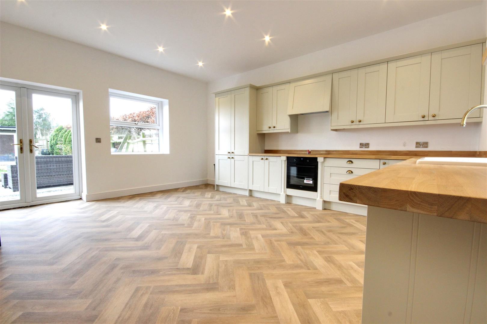 Beverley Road, Hutton Cranswick