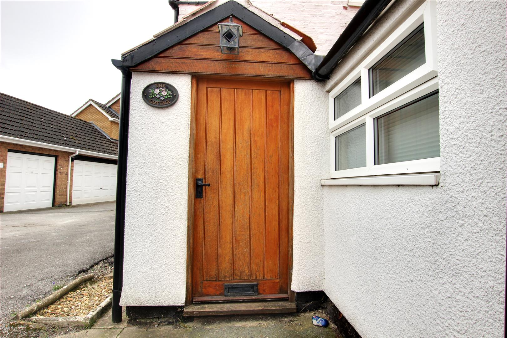Reading Room Yard, North Ferriby