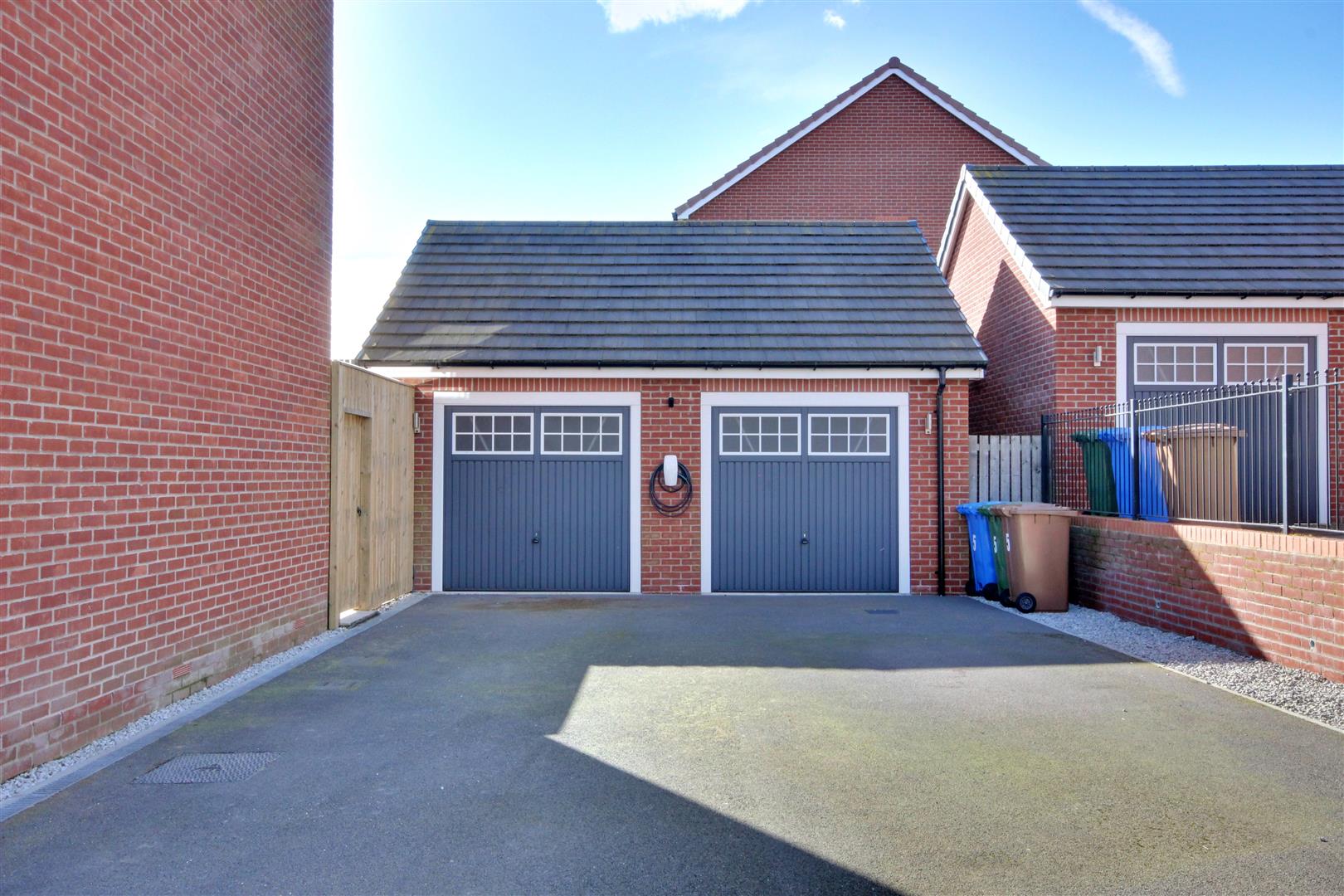 Barber Grove, Swanland