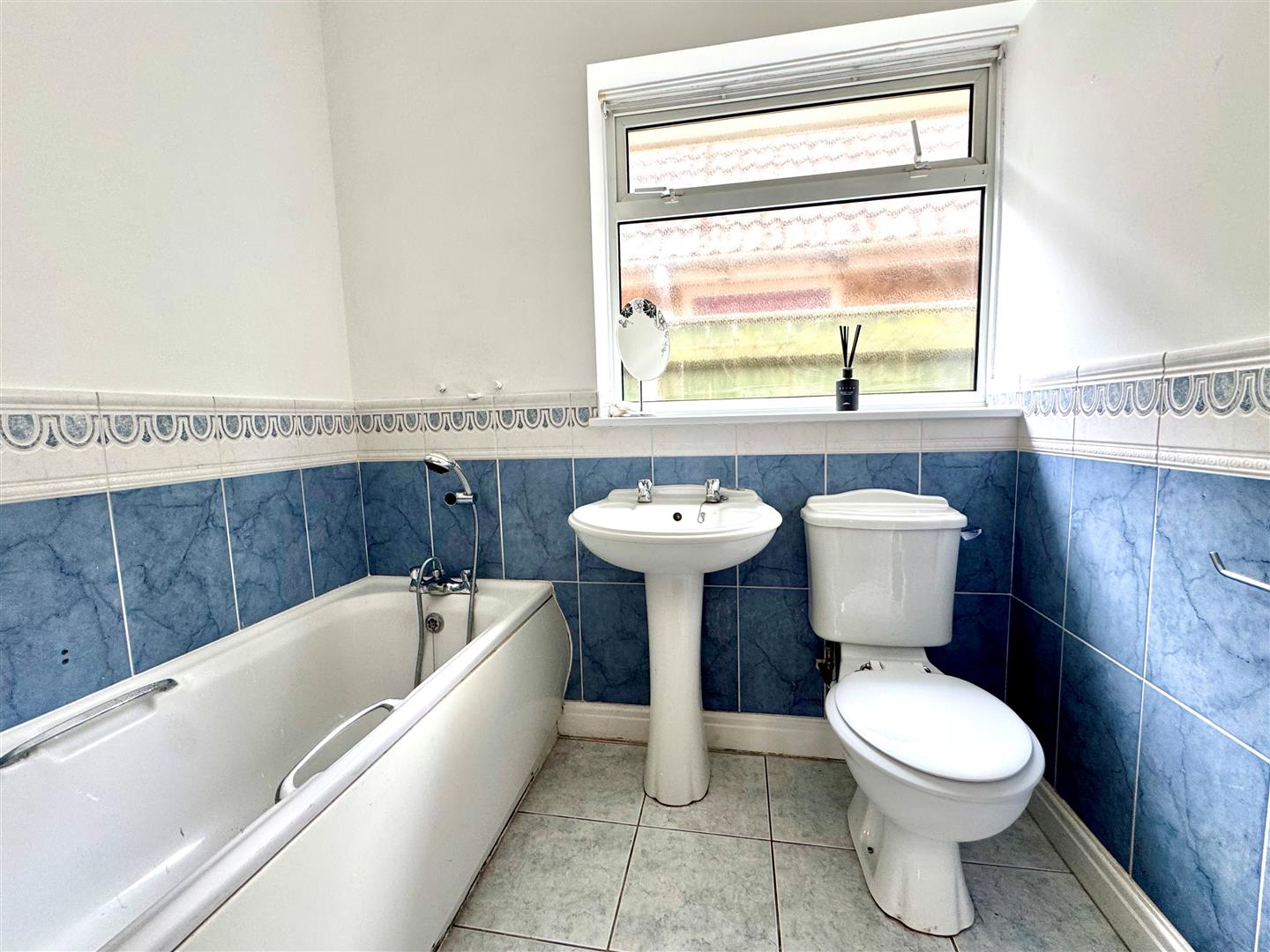 Main Street, Swanland