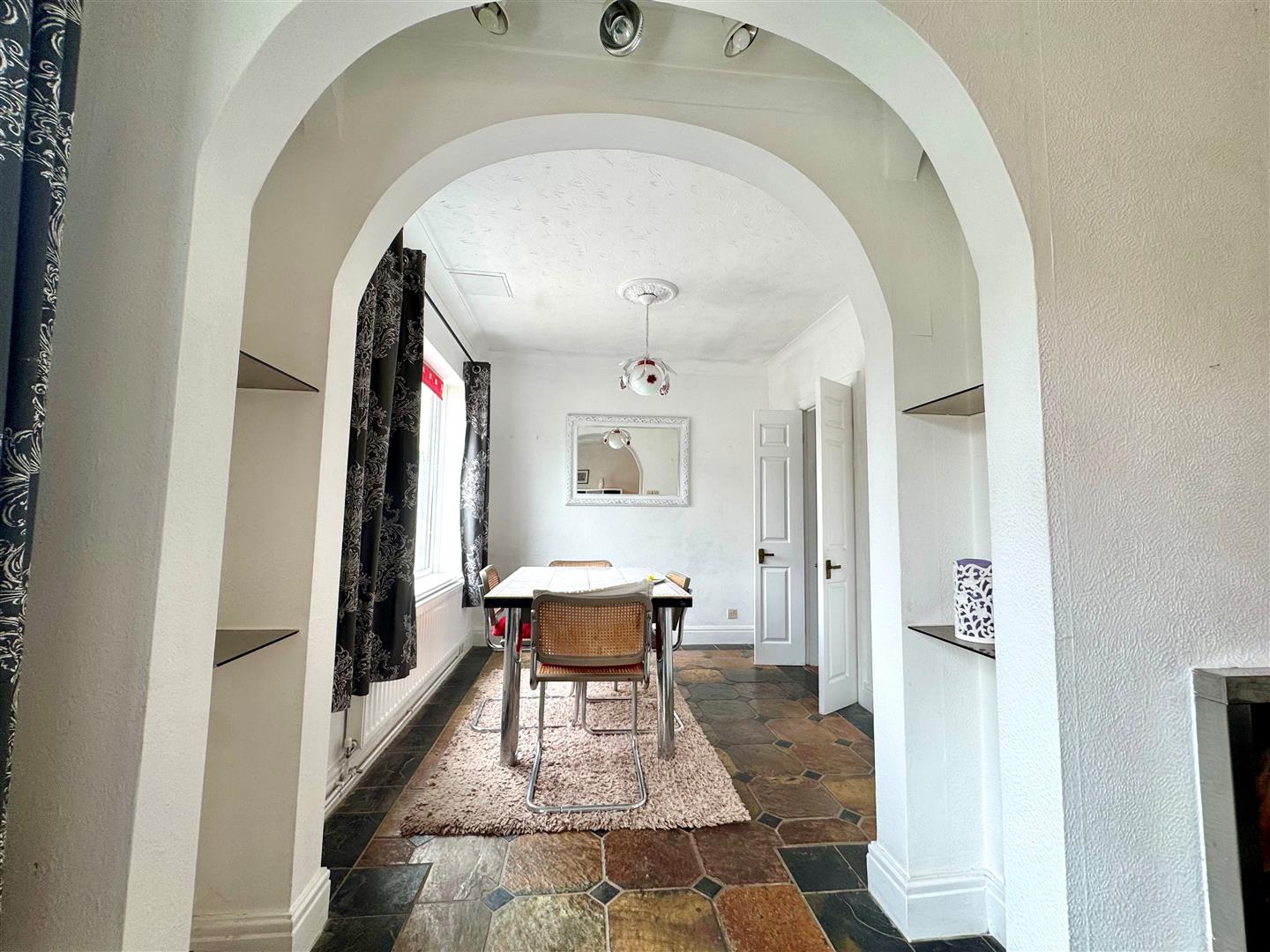 Main Street, Swanland