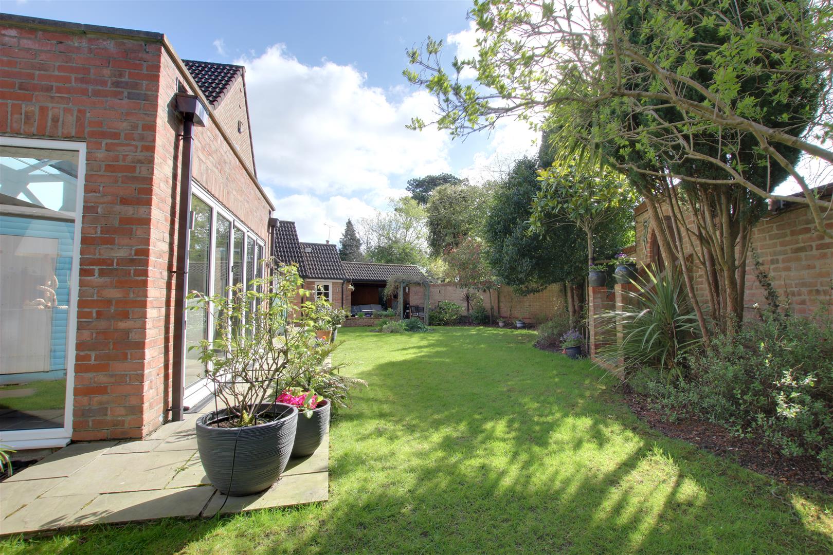 Hall Park, Swanland
