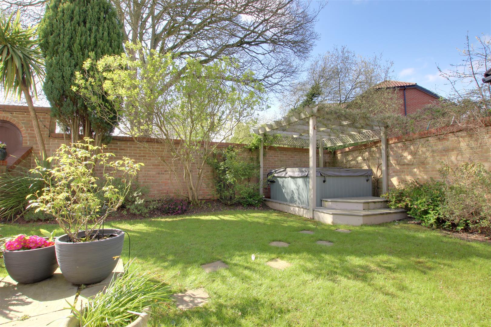 Hall Park, Swanland
