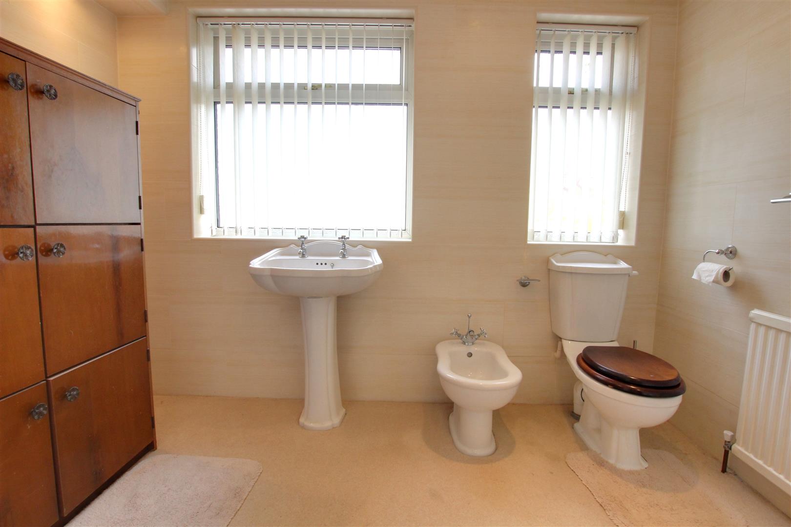 Annie Med Lane, South Cave, Brough