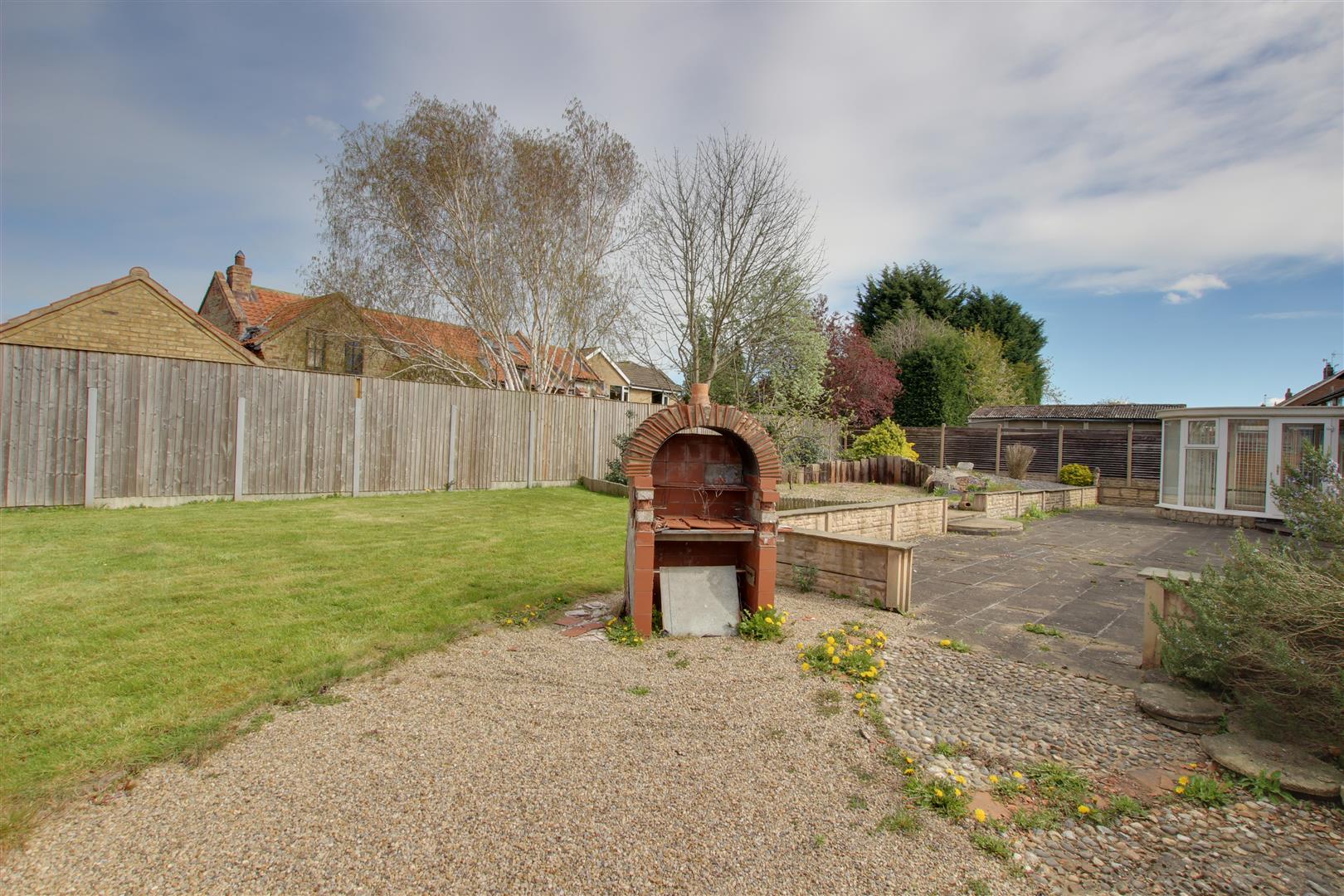 Annie Med Lane, South Cave, Brough