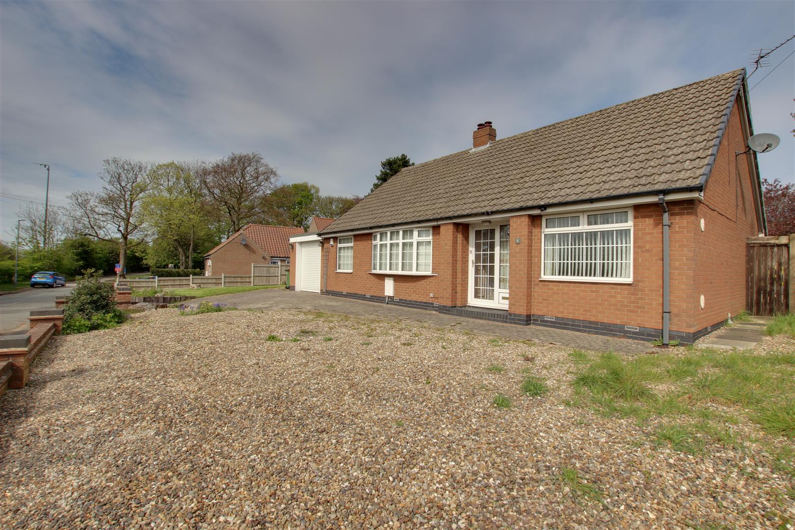 Annie Med Lane, South Cave, Brough