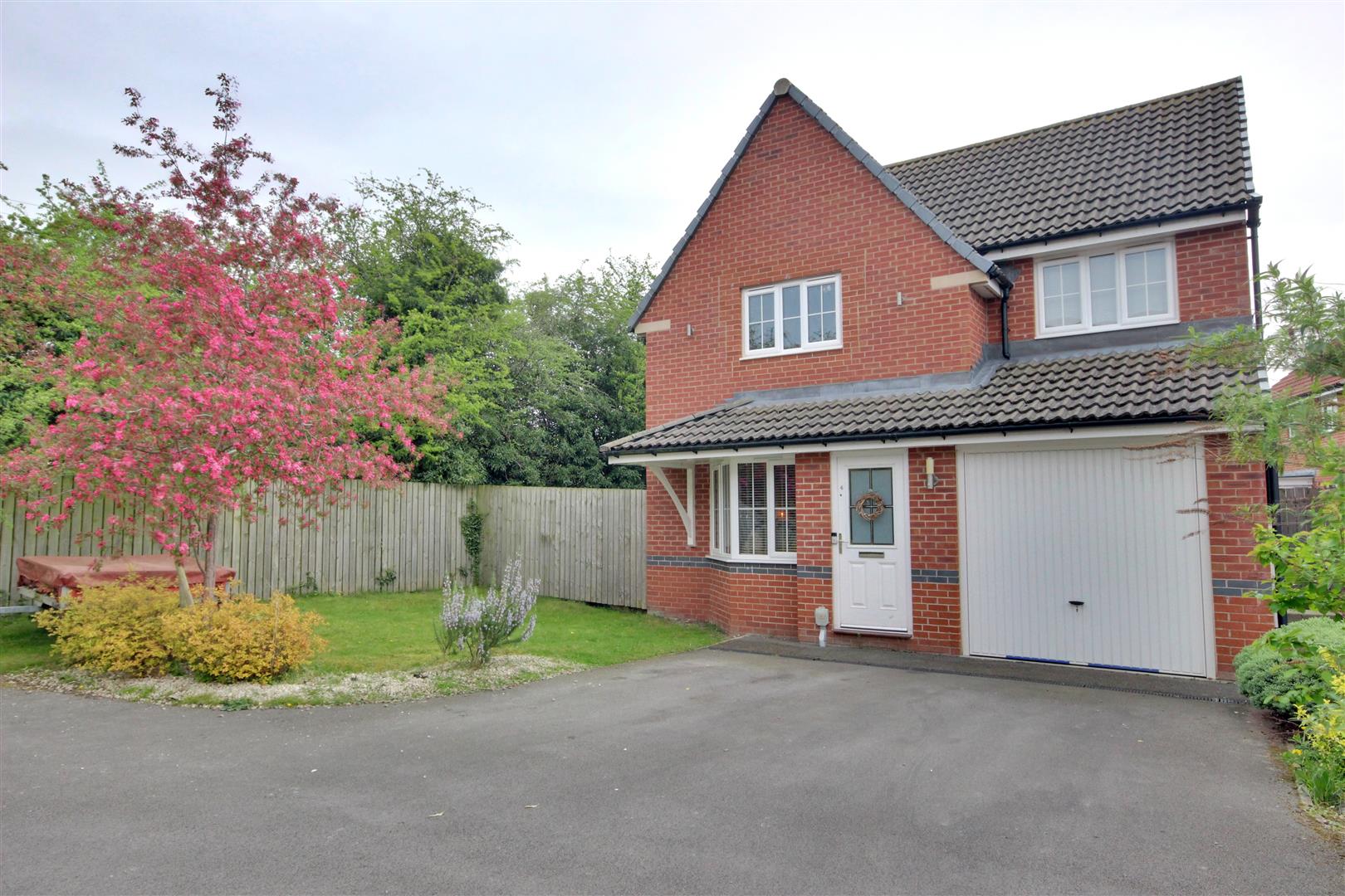 Bullfinch Close, Beverley