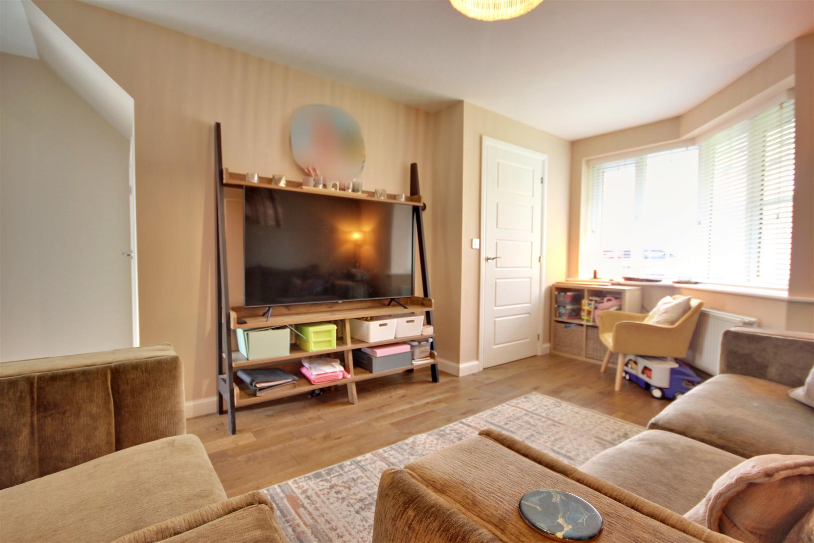 Bullfinch Close, Beverley