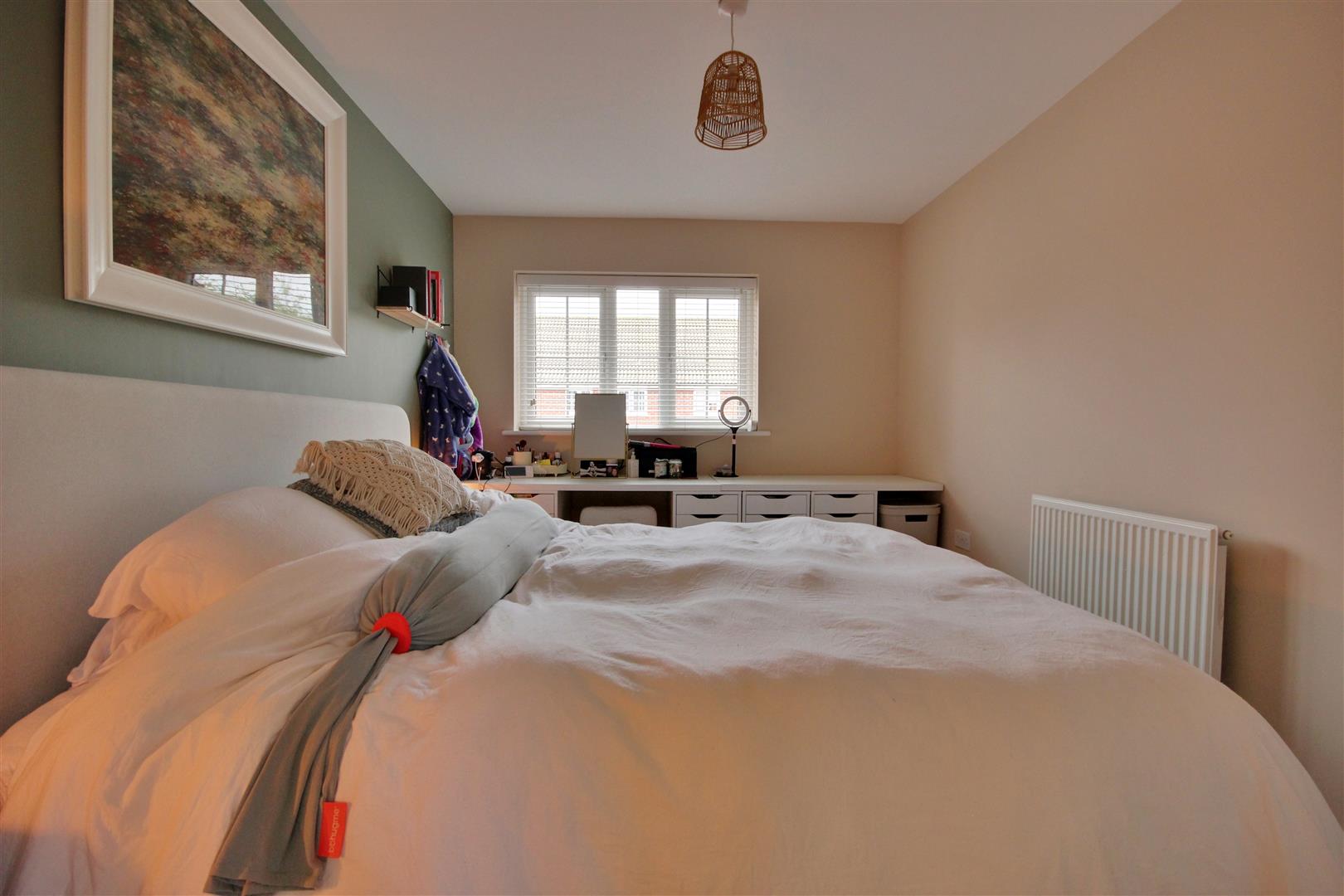 Bullfinch Close, Beverley