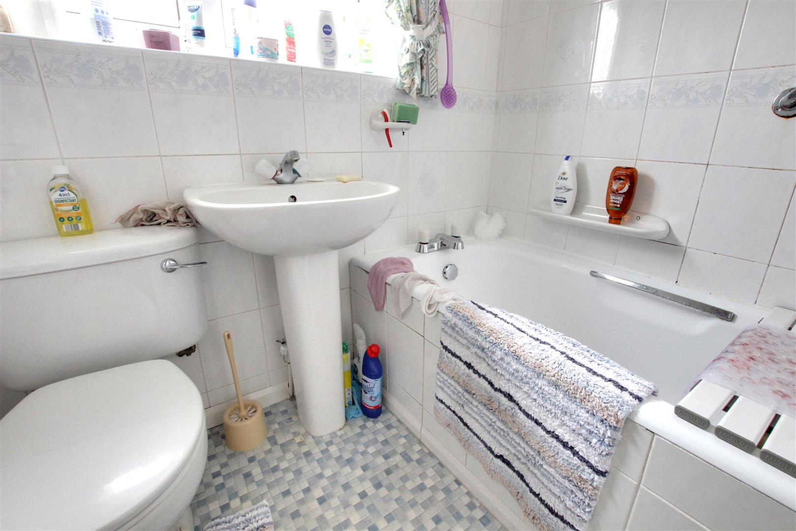 Dale Close, Swanland