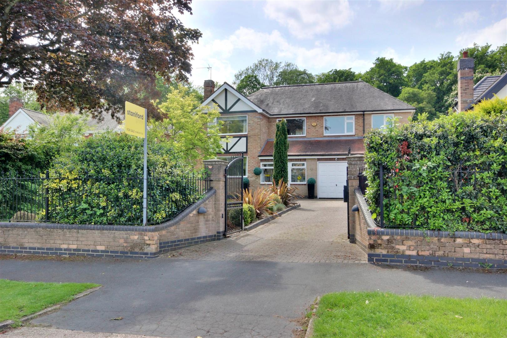 Elveley Drive, West Ella, Hull