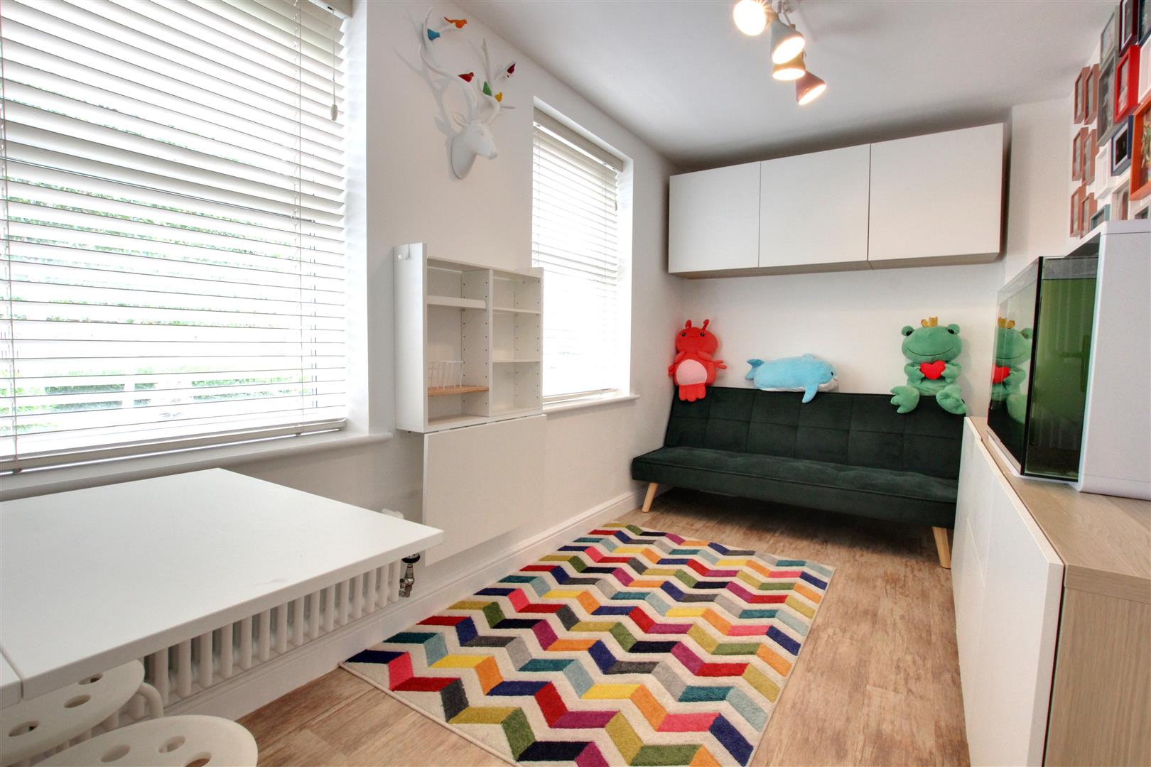 The Pines, Kingswood, Hull