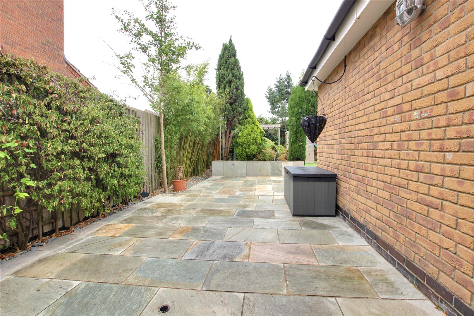The Pines, Kingswood, Hull