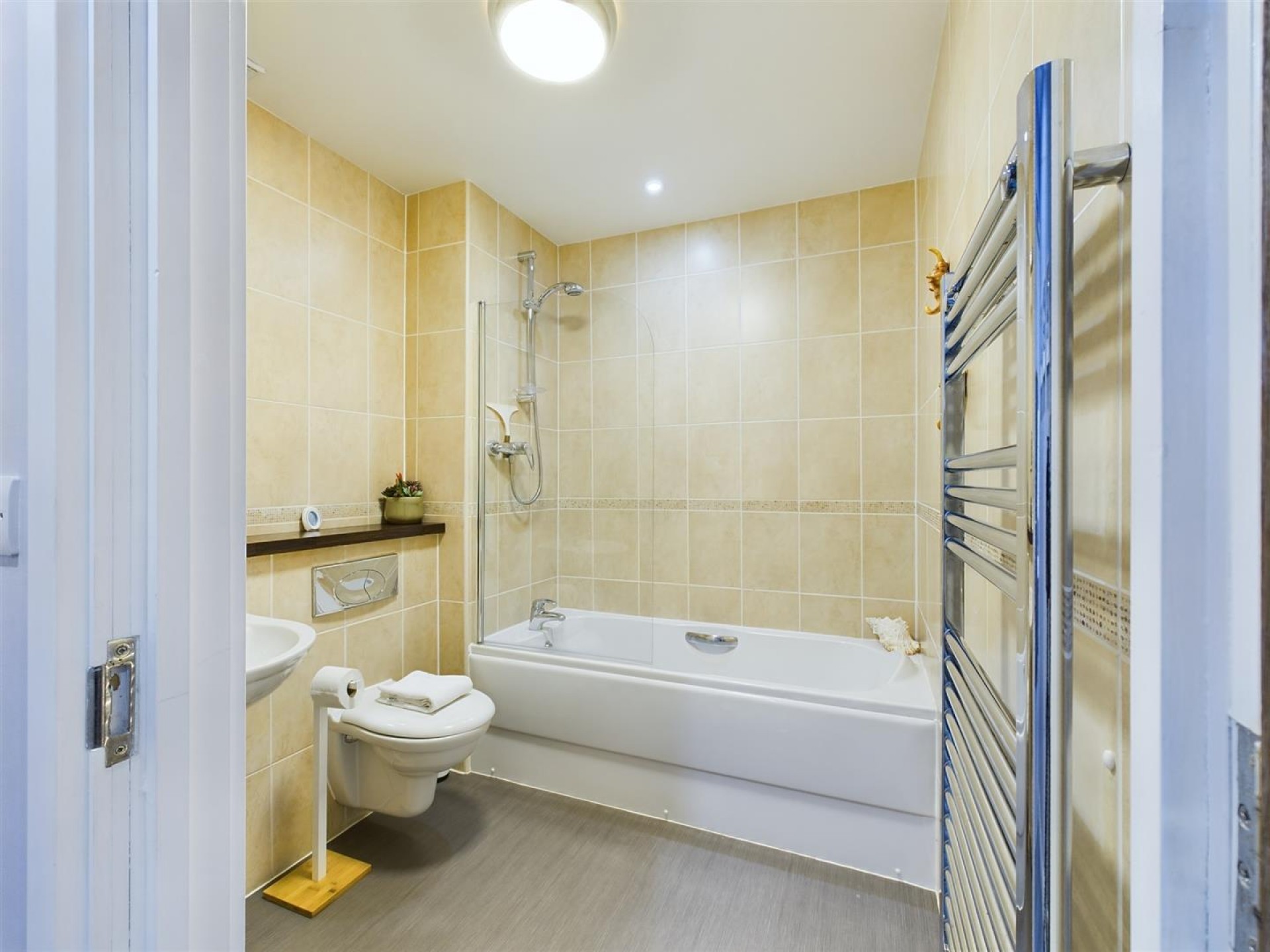 Pentire Avenue, Newquay