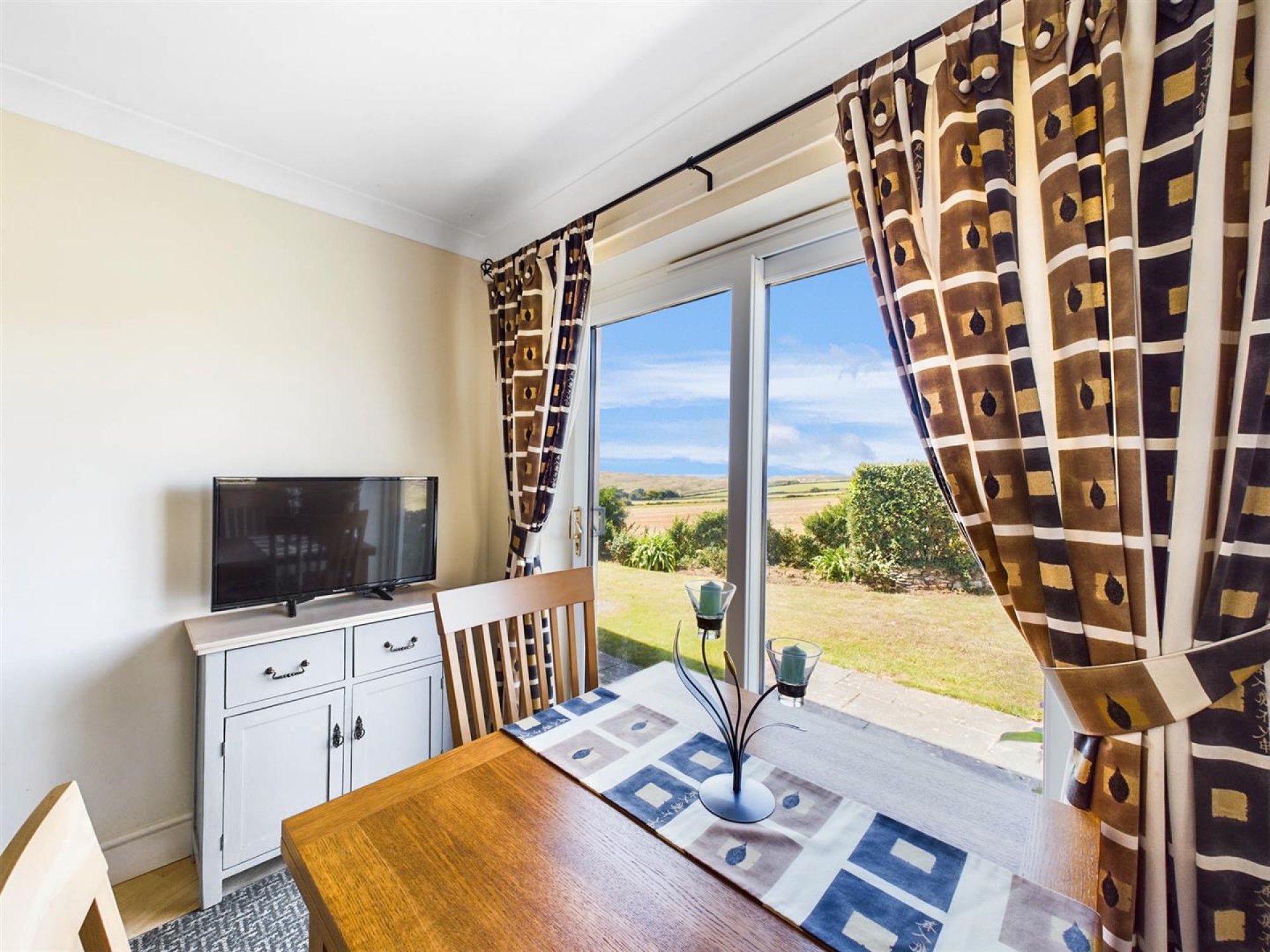 Jubilee Close, Cubert,