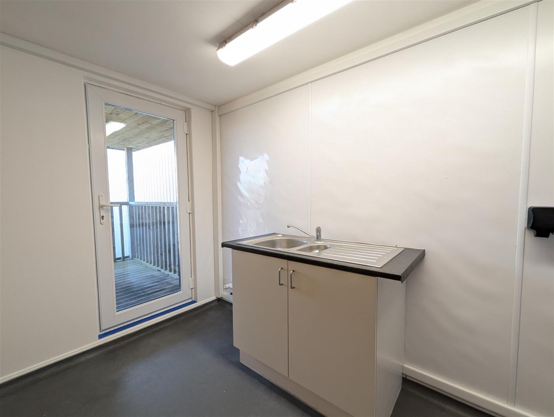 Prow Park, Treloggan Industrial Estate, Newquay