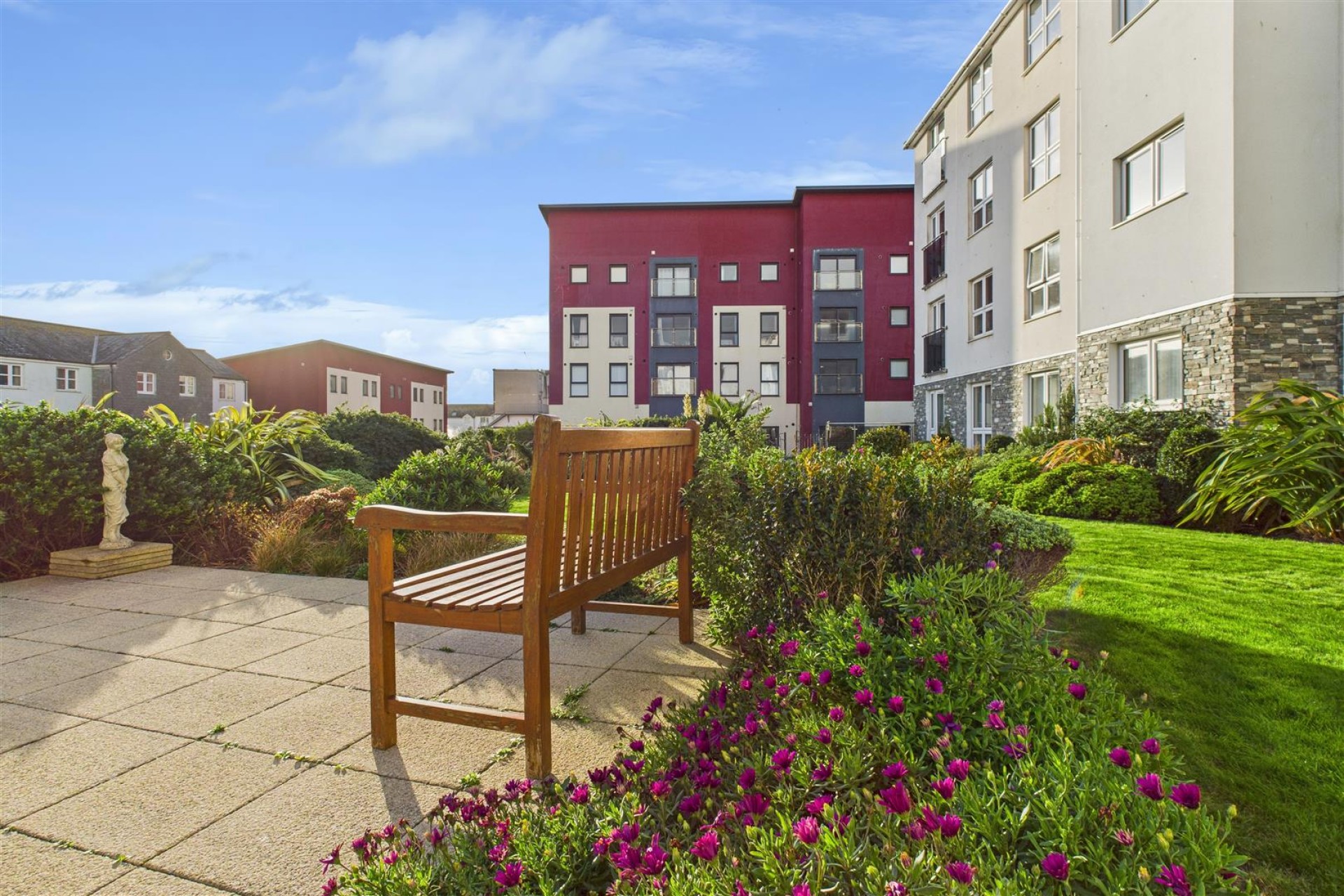 Narrowcliff, Newquay