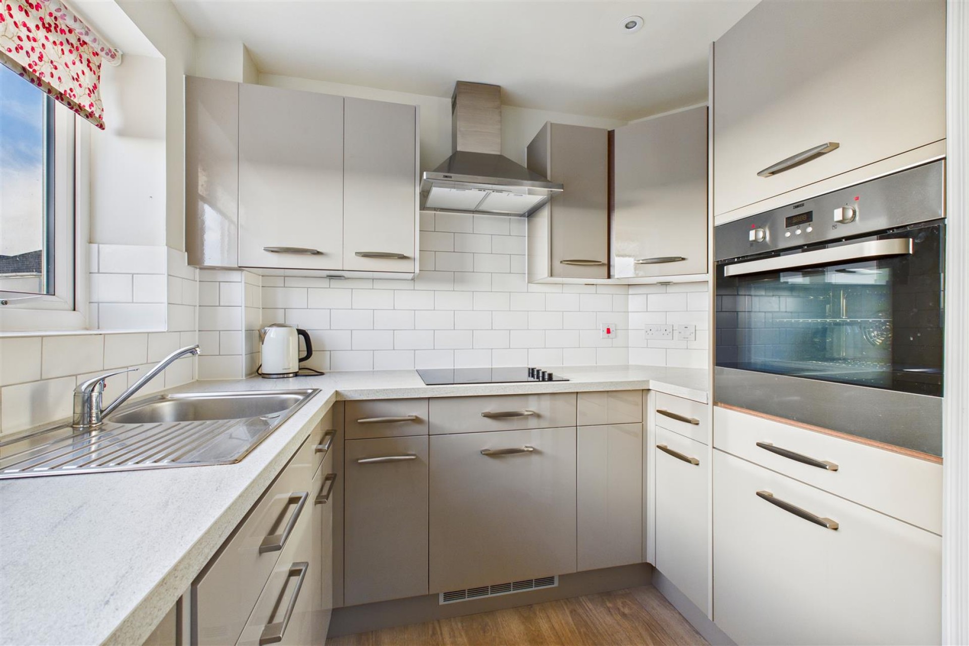 Narrowcliff, Newquay