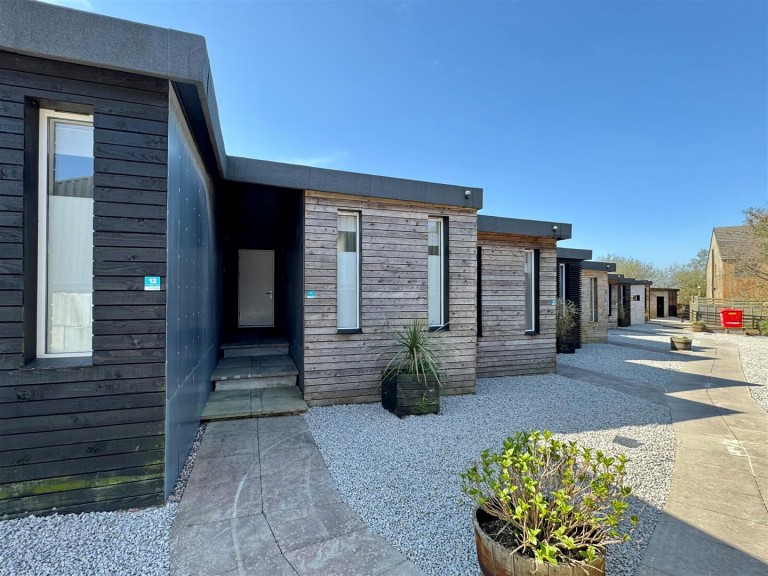 Prow Park, Treloggan Industrial Estate, Newquay