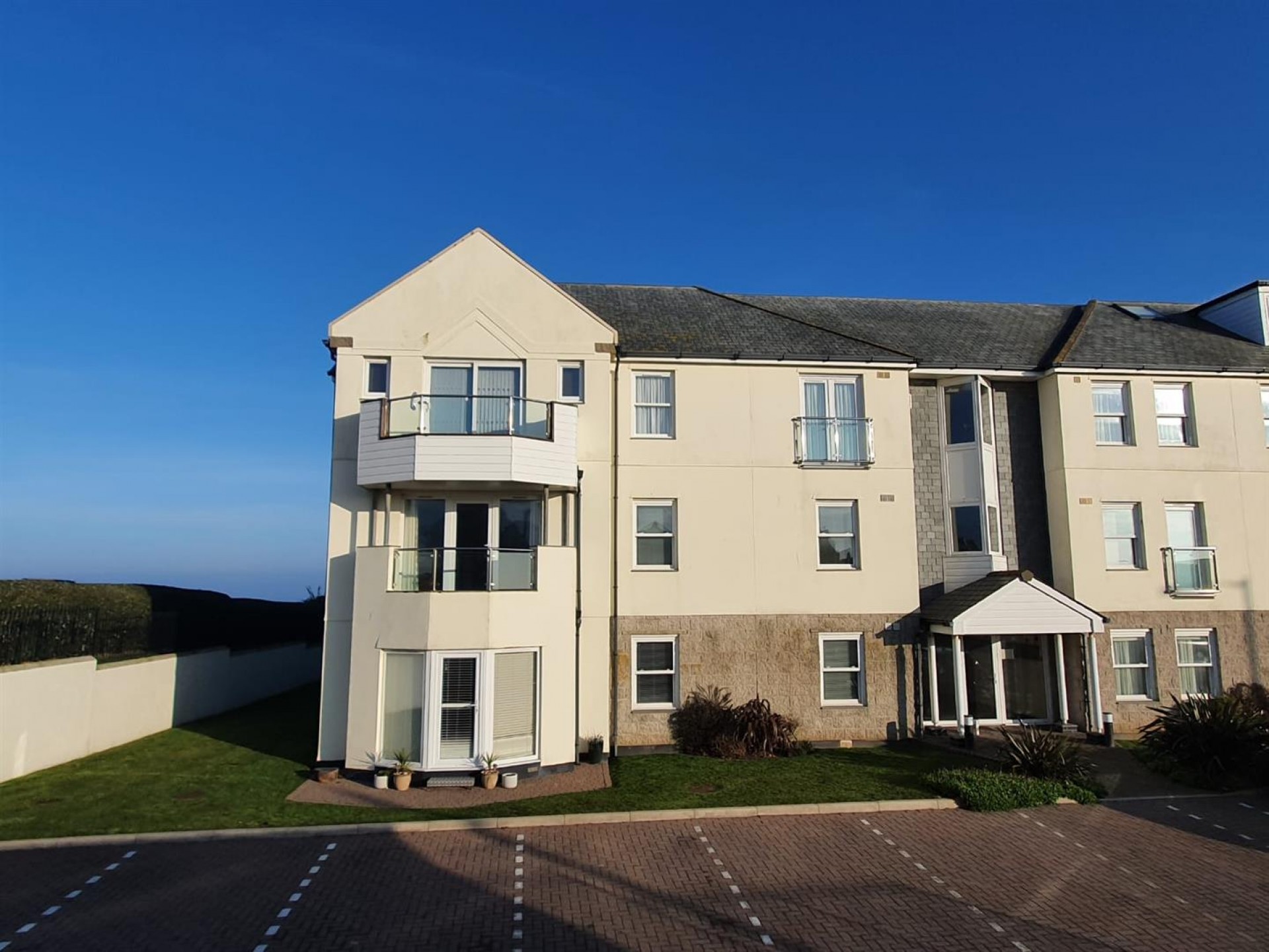 Pentire Avenue, Pentire, Newquay