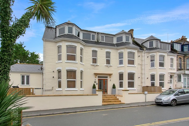 Tolcarne Road, Newquay