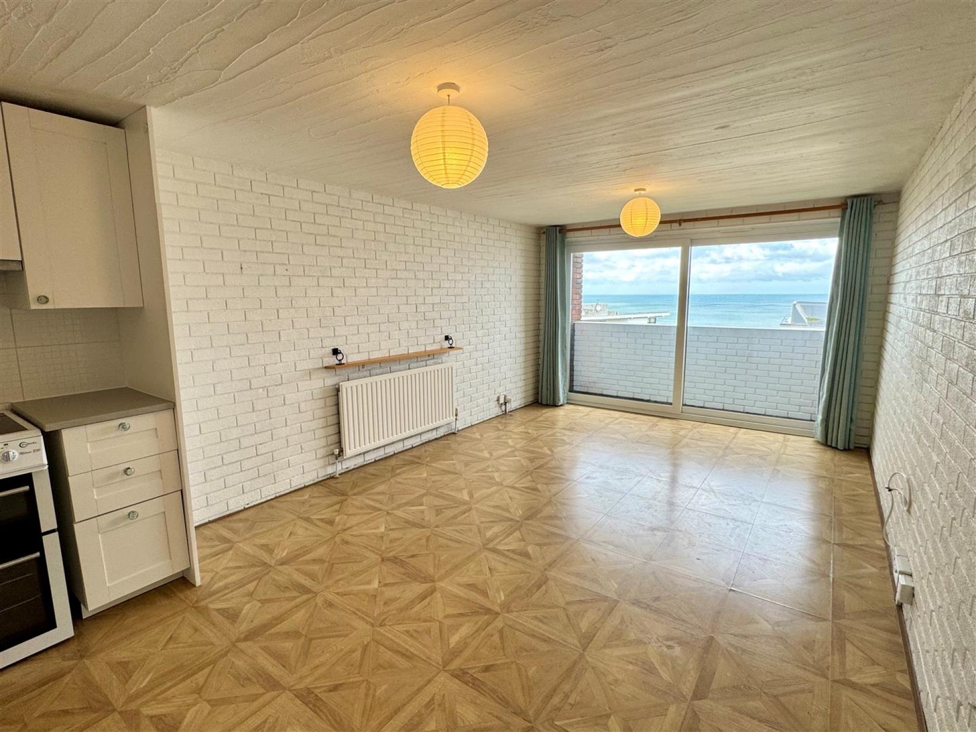 Fistral Crescent, Newquay