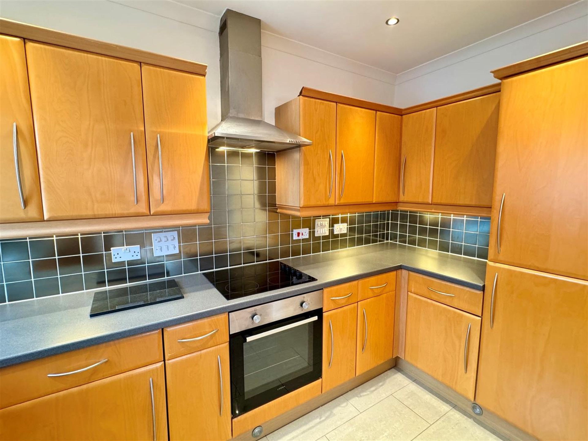 Bezant Place, Pentire