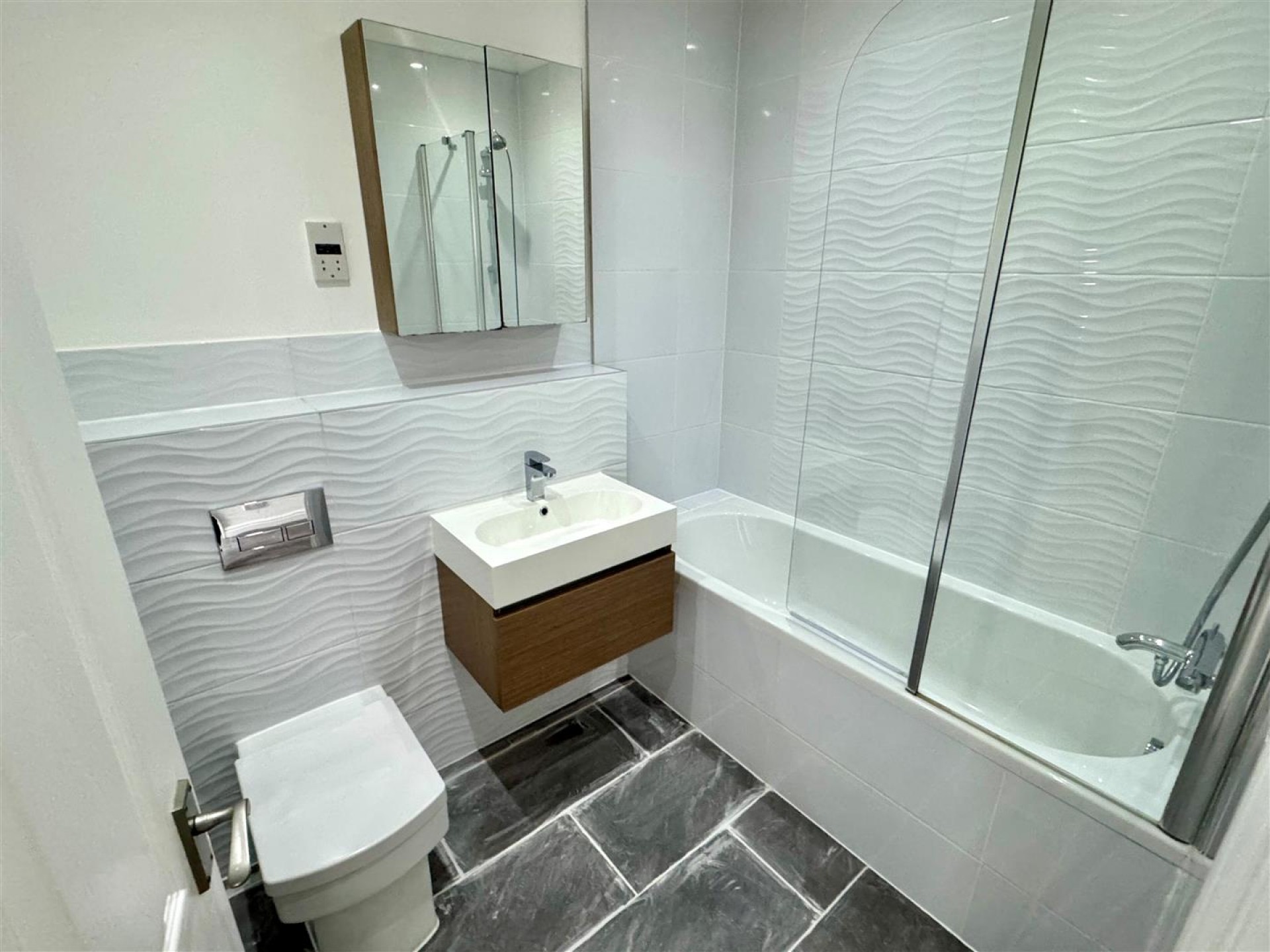 Bezant Place, Pentire