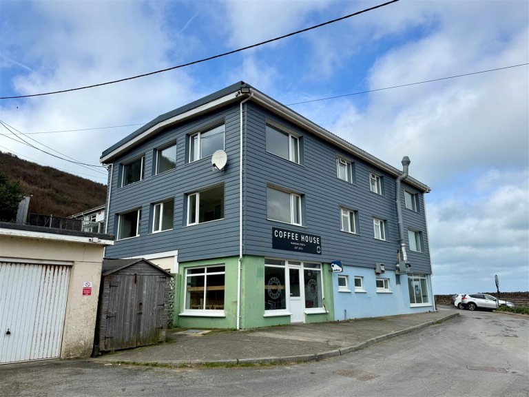 Mawgan Porth, Cornwall